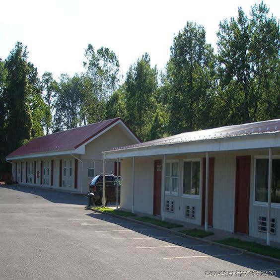 New Buffalo Red Carpet Inn Duncannon المظهر الخارجي الصورة